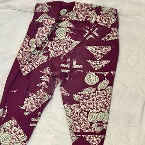TC purple leggings